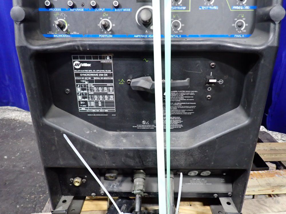 Miller Miller Syncrowave 250 Dx Welder