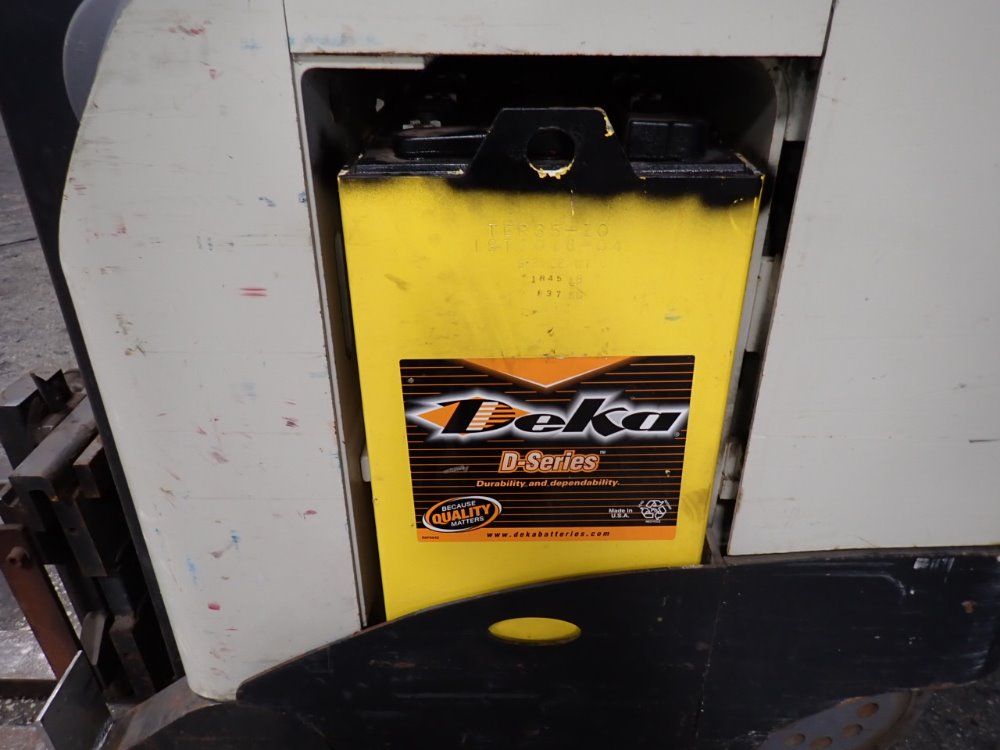 Crown Crown Rr522045 Electric Forklift