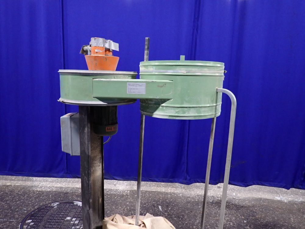  Dust Collector