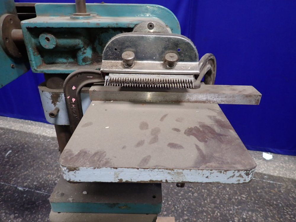Carlson Cutter