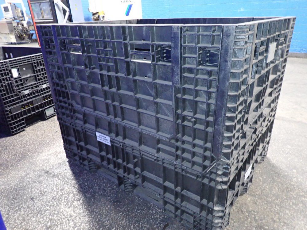 Buckhorn 45"x61"x43 1/2" Collapsible Plastic Crate