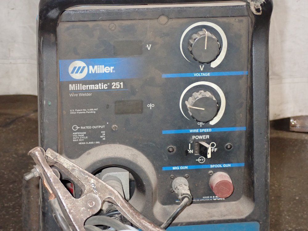 Miller Miller Millermatic 251 Welder