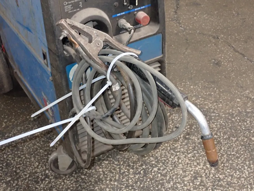 Miller Miller Millermatic 251 Welder