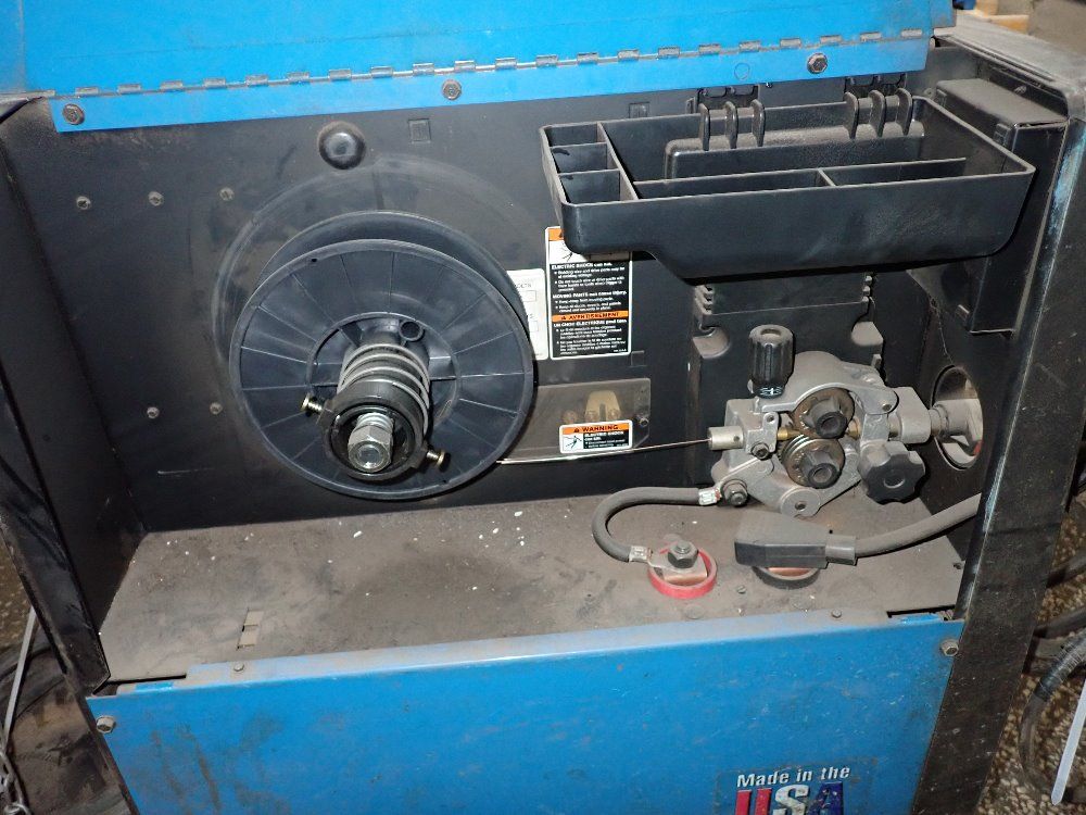 Miller Miller Millermatic 251 Welder