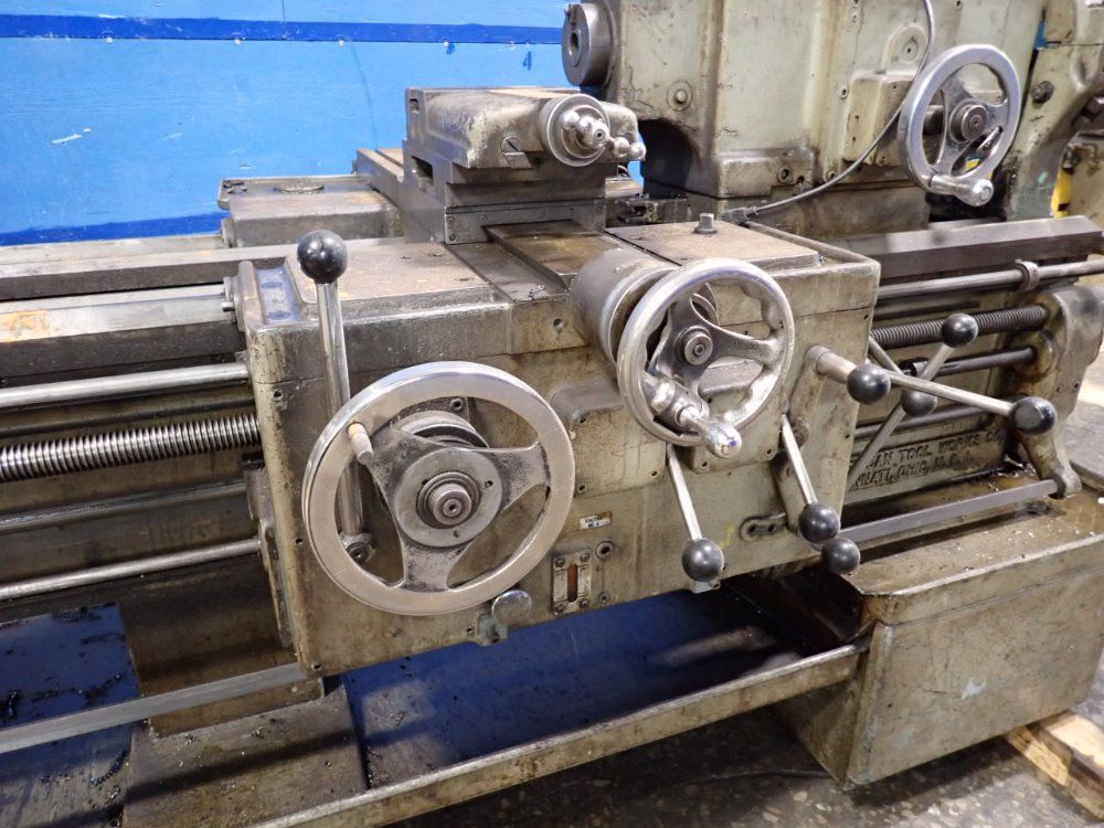 Steelinger 22" X 62" Lathe - 16x54