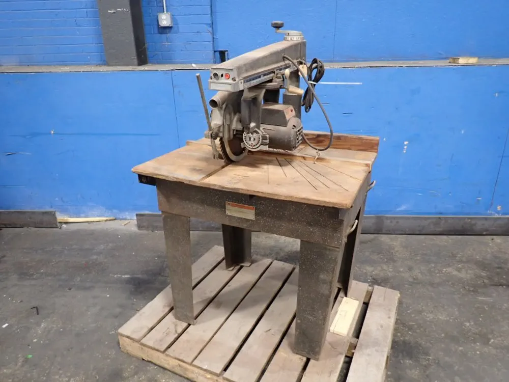 Black  Decker Radial Arm Saw