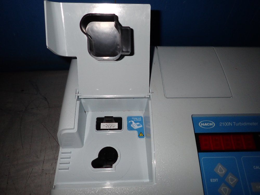 Hach Turbidimeter - 2100n