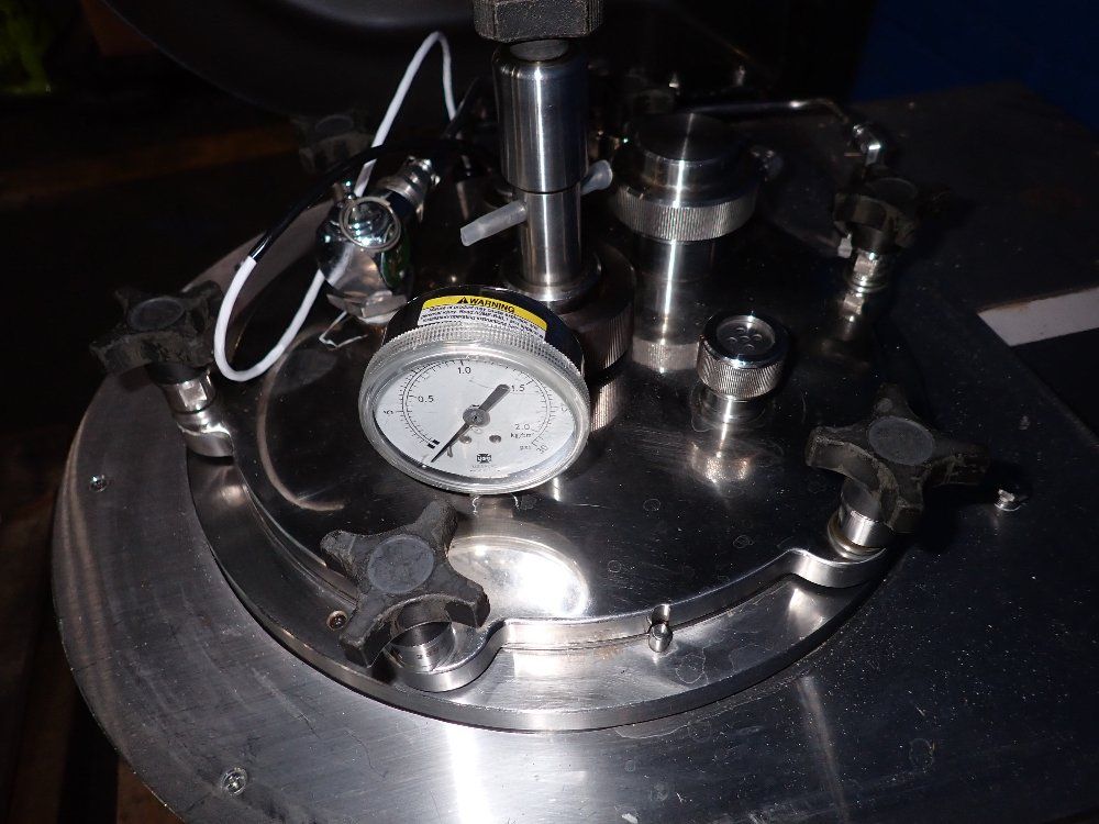 New Brunswick Scientific Agar Sterilizer - As10