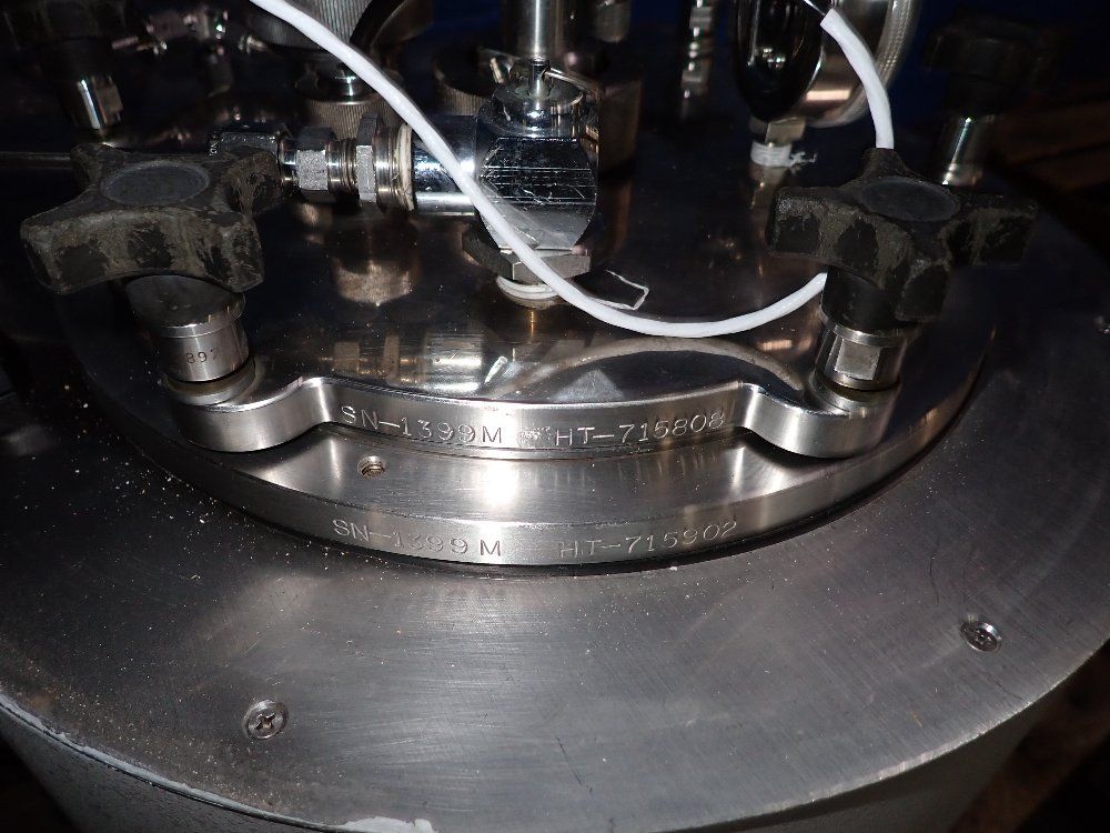 New Brunswick Scientific Agar Sterilizer - As10