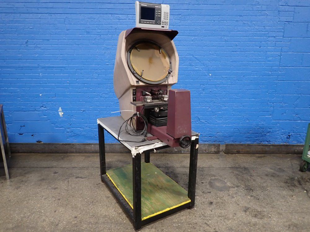 OPTICAL COMPARATOR