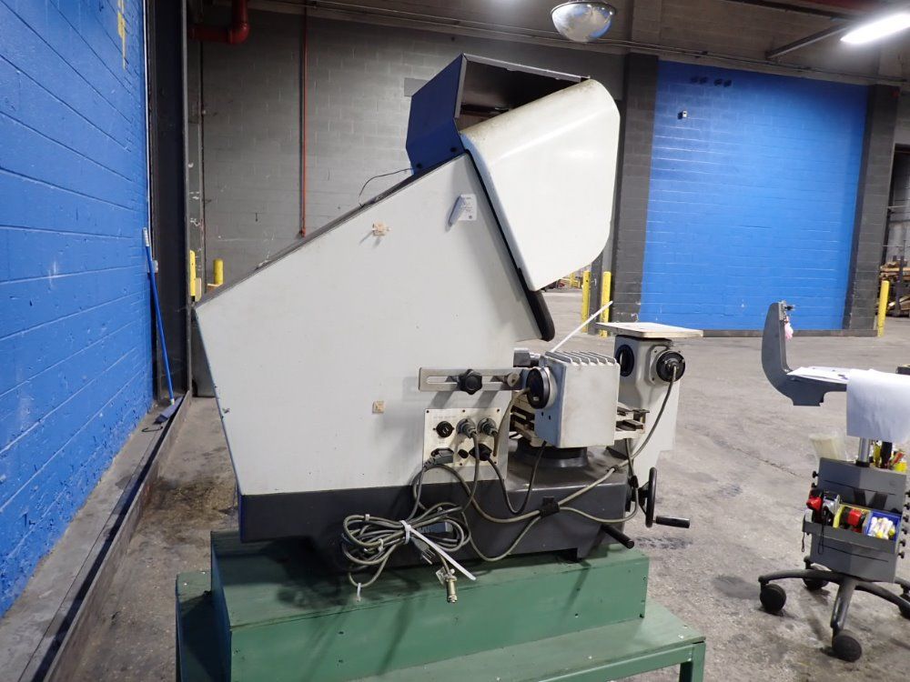 Mitutoyo Optical Comparator