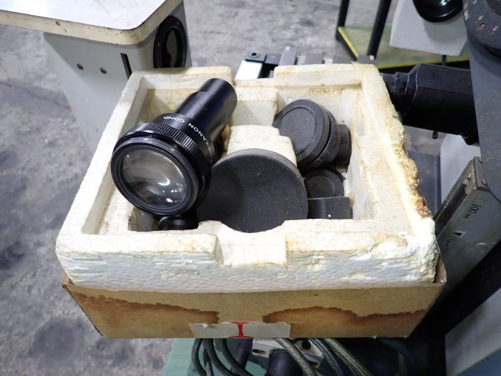 Mitutoyo Optical Comparator