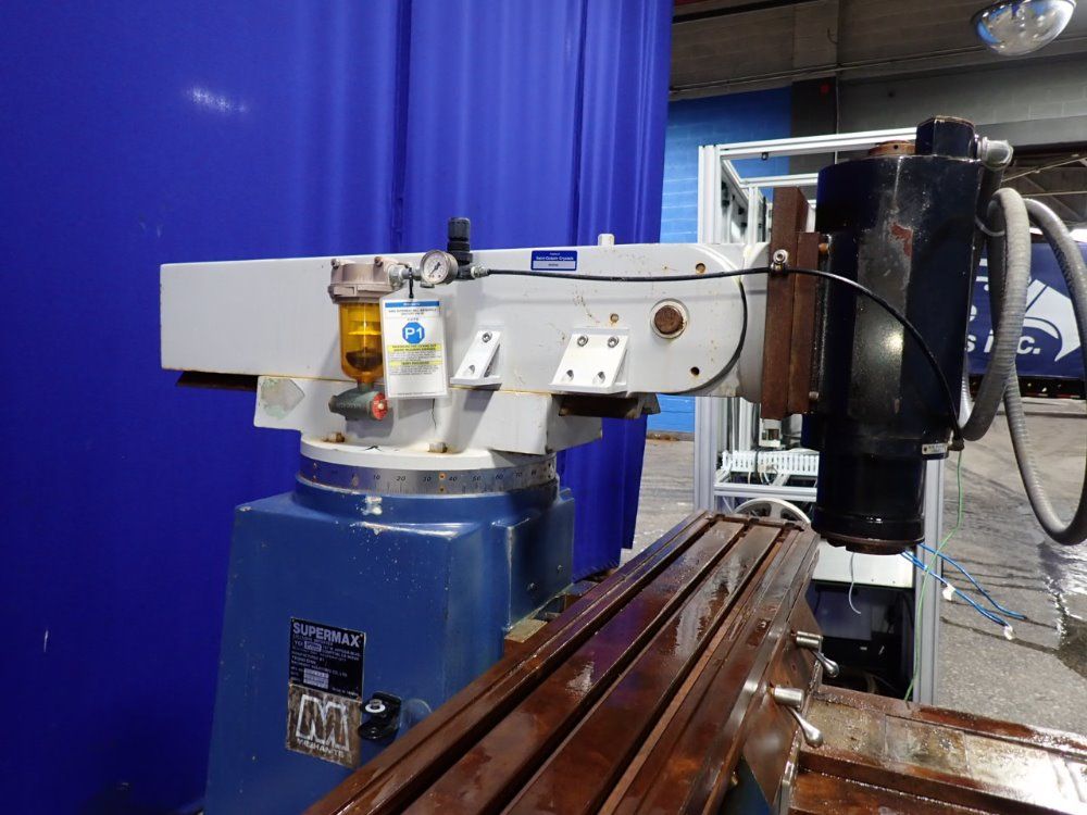 Yeong Chin 49"x9" Ycm-16 Vertical Mill - Ycm-16