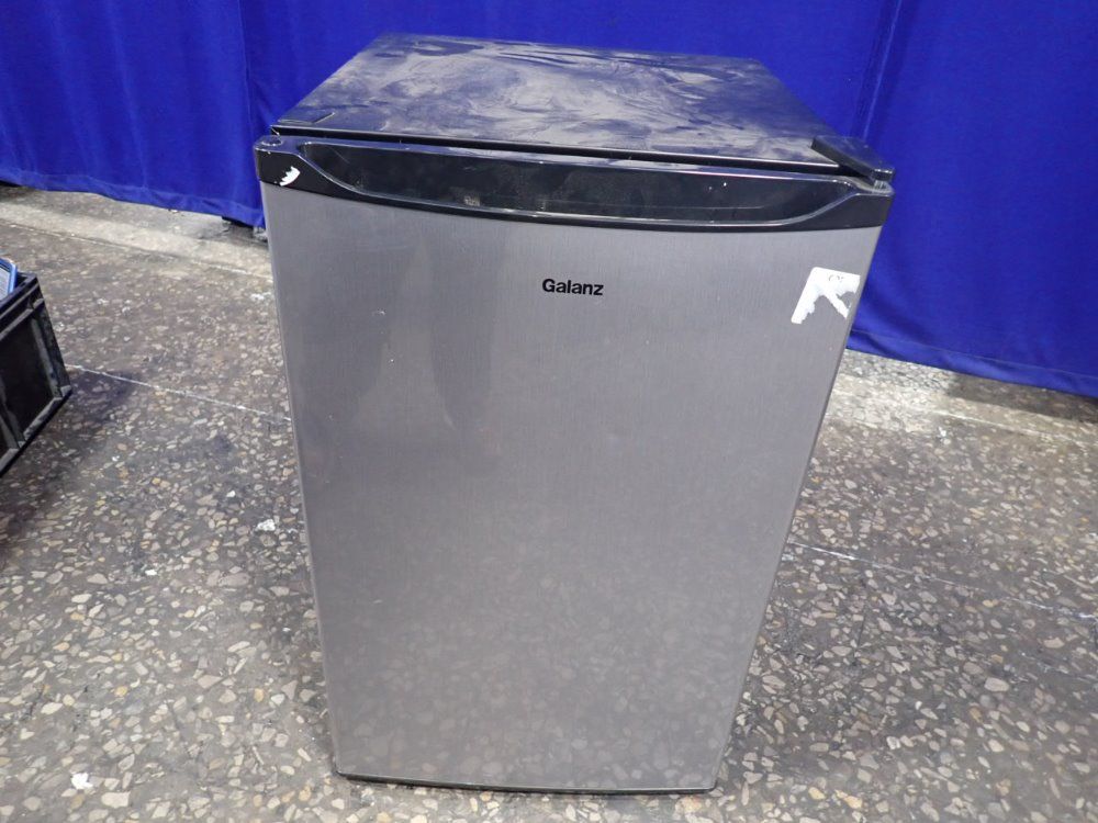 Galanz Refrigerator - Gl43s5