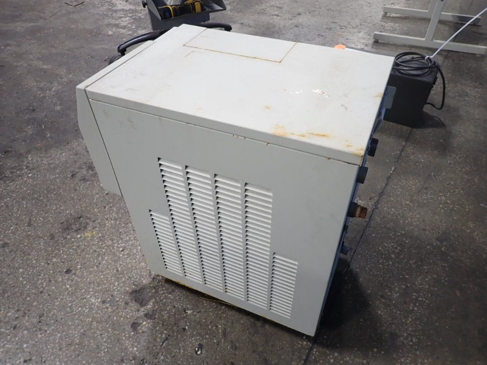 Thermo Neslab Chiller
