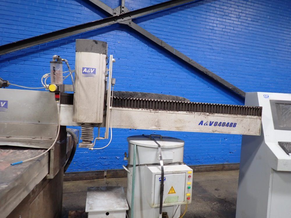 A  V Waterjet