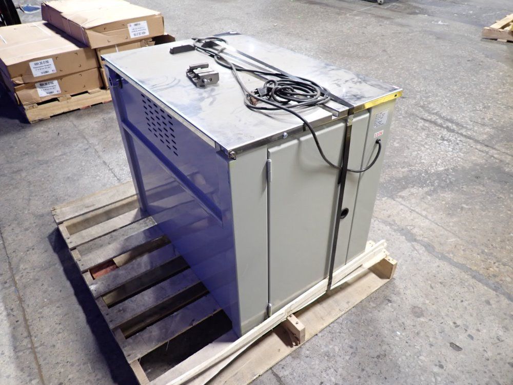 Uline Strapping Machine
