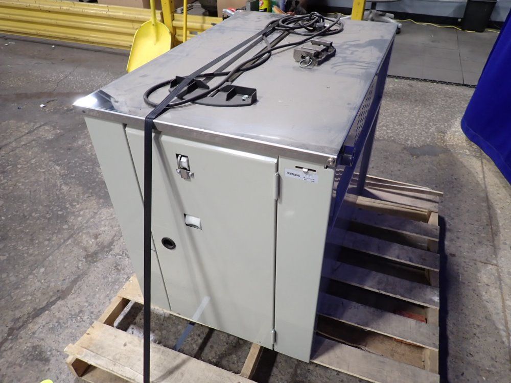 Uline Strapping Machine