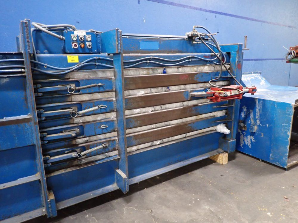 Villaco Inc  Nexgen Villaco Inc  Nexgen Horizontal Baler