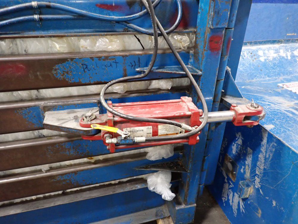 Villaco Inc  Nexgen Villaco Inc  Nexgen Horizontal Baler