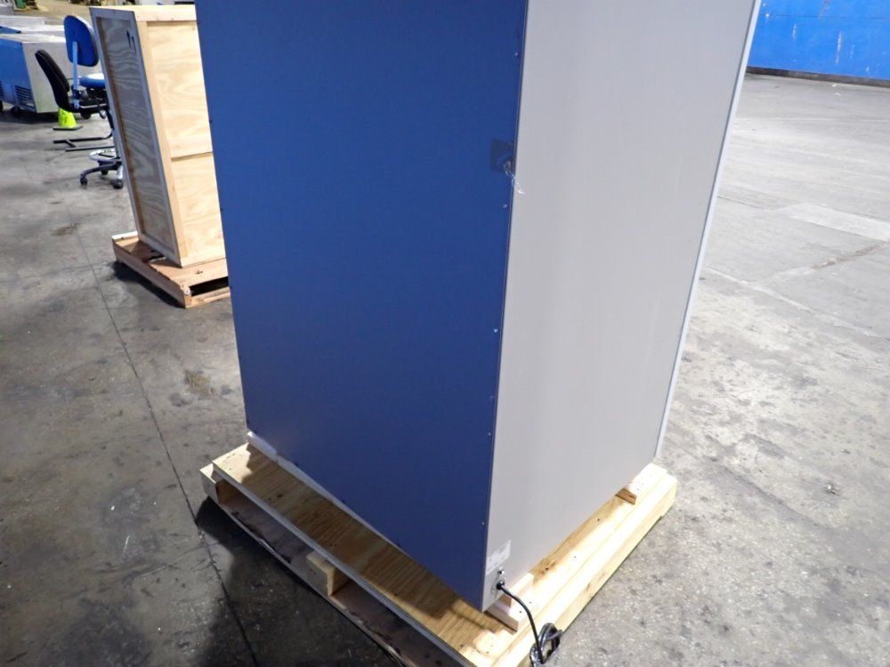 Vwr Incubator - 1915