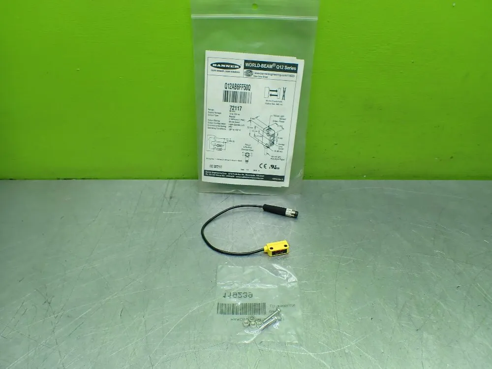 Banner 50mm Range World-beam Q12 Miniature Self-contained Photoelectric Sensor. - Q12ab6ff50q