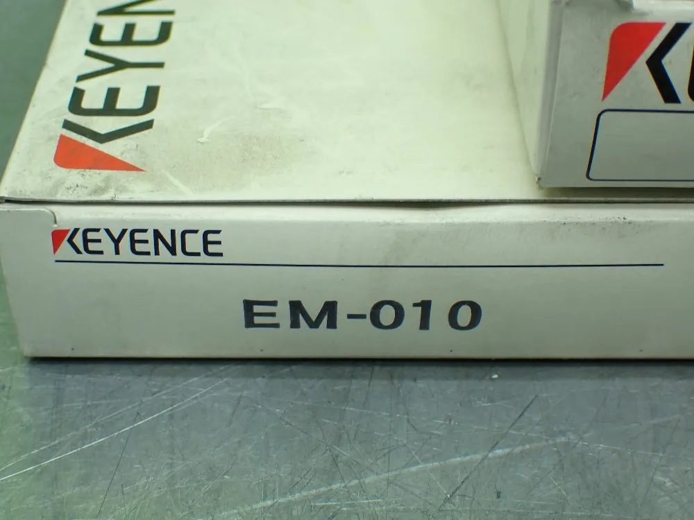Keyence Proximity Switches. Lot Of 3 - Em-010