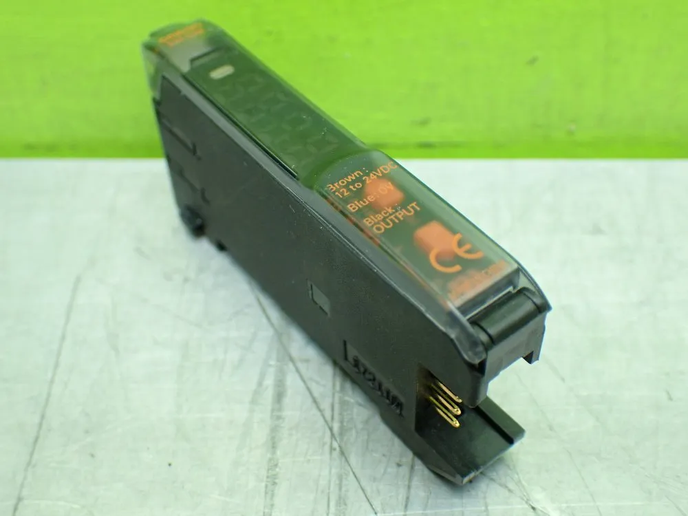 Omron Photoelectric Switches. Lot Of 3 - E3x-da6