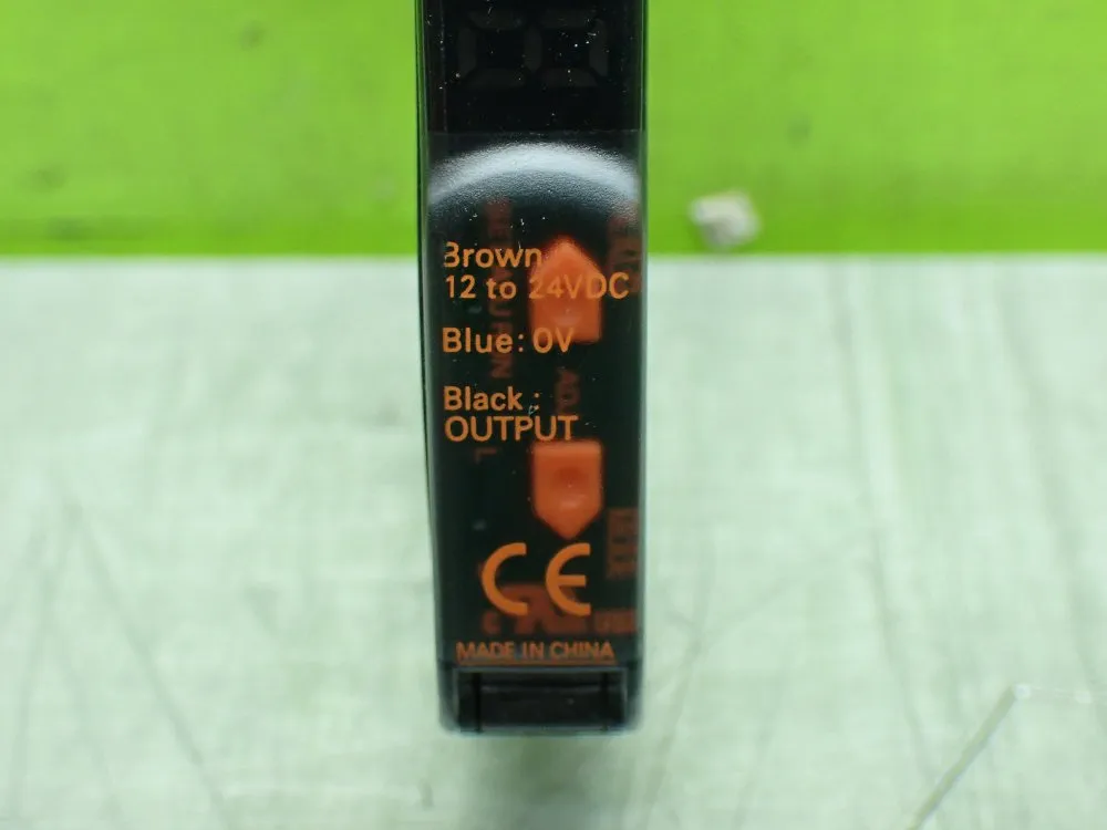 Omron Photoelectric Switches. Lot Of 3 - E3x-da6