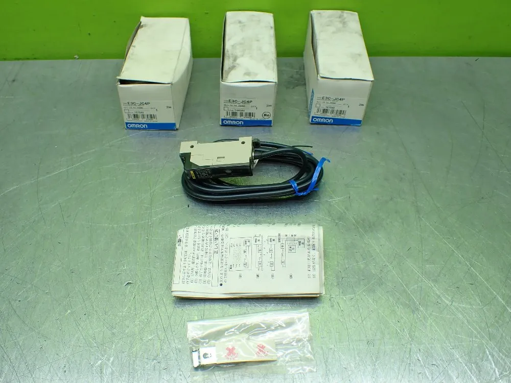Omron Photoelectric Switches. Lot Of 3 - E3c-jc4p