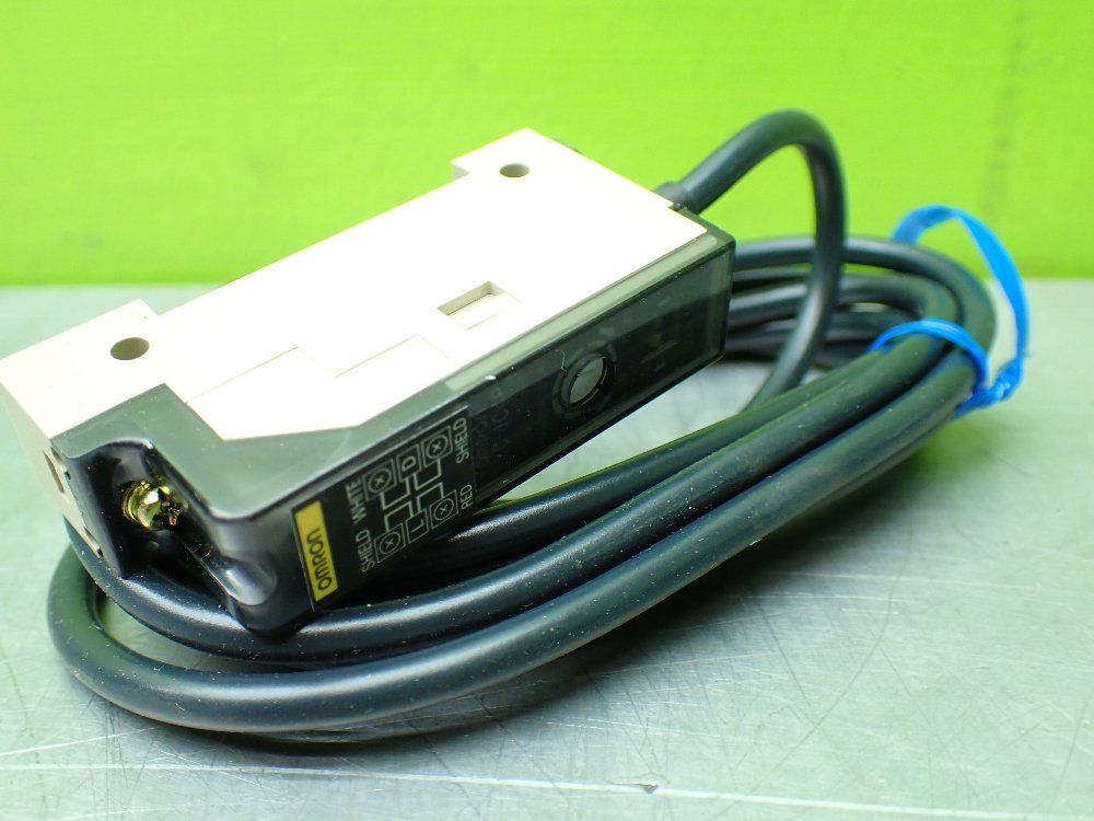 Omron Photoelectric Switches. Lot Of 3 - E3c-jc4p