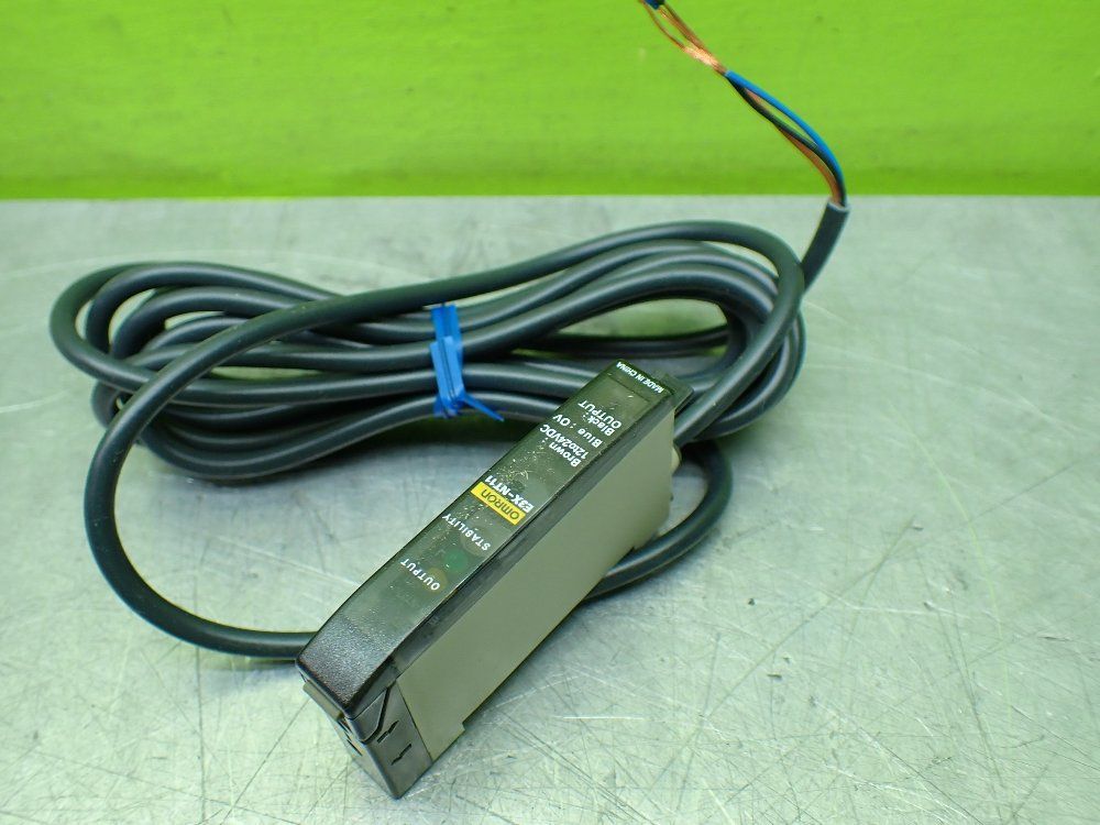 Omron Photoelectric Switch. - E3x-nt11