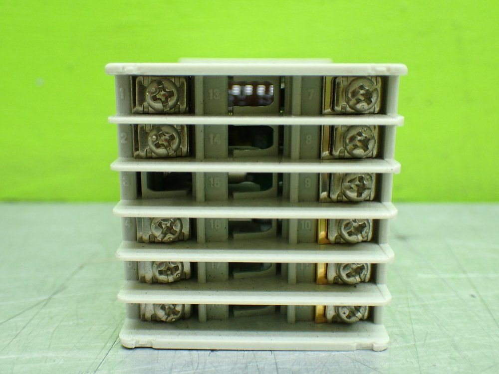 Rkc Cb100 Digital Voltage Controller. - Cb100fd05-m*ad-nn/n