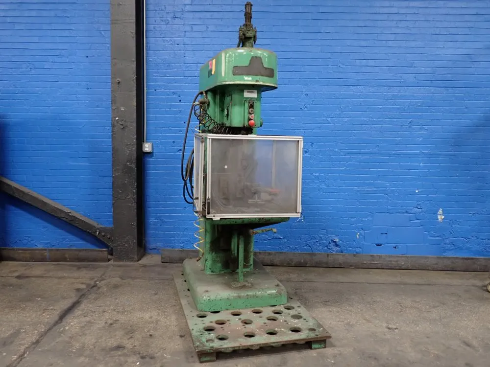 LEAD SCREW TAPPER