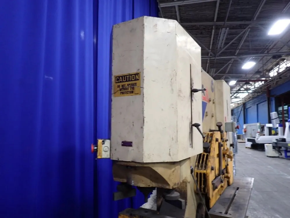 Geka 1995 Geka Hyd 110 Ironworker - Hyd 110