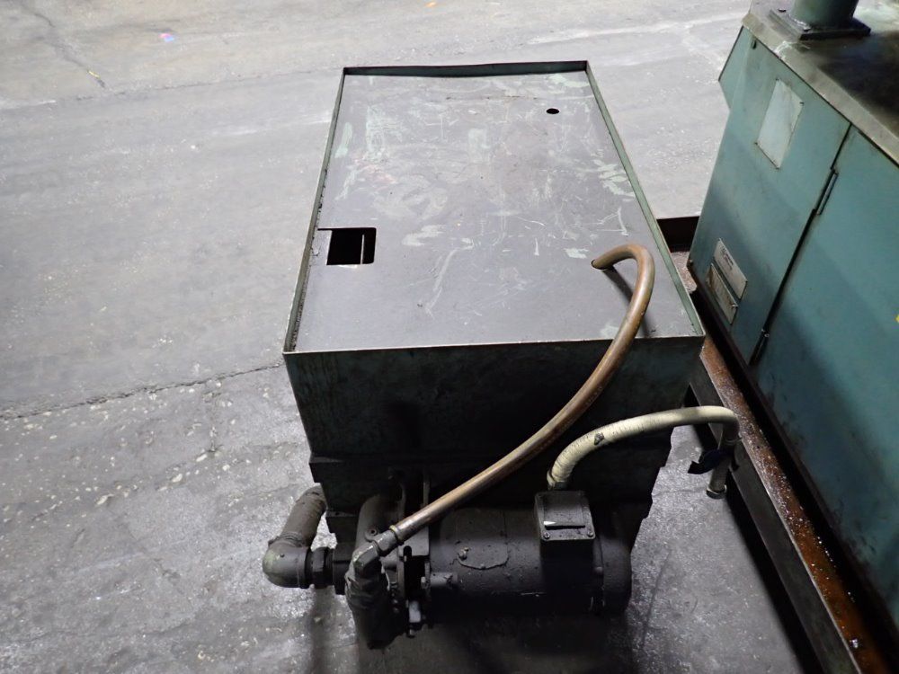 Giddings & Lewis 100c Tool Grinder - 100c