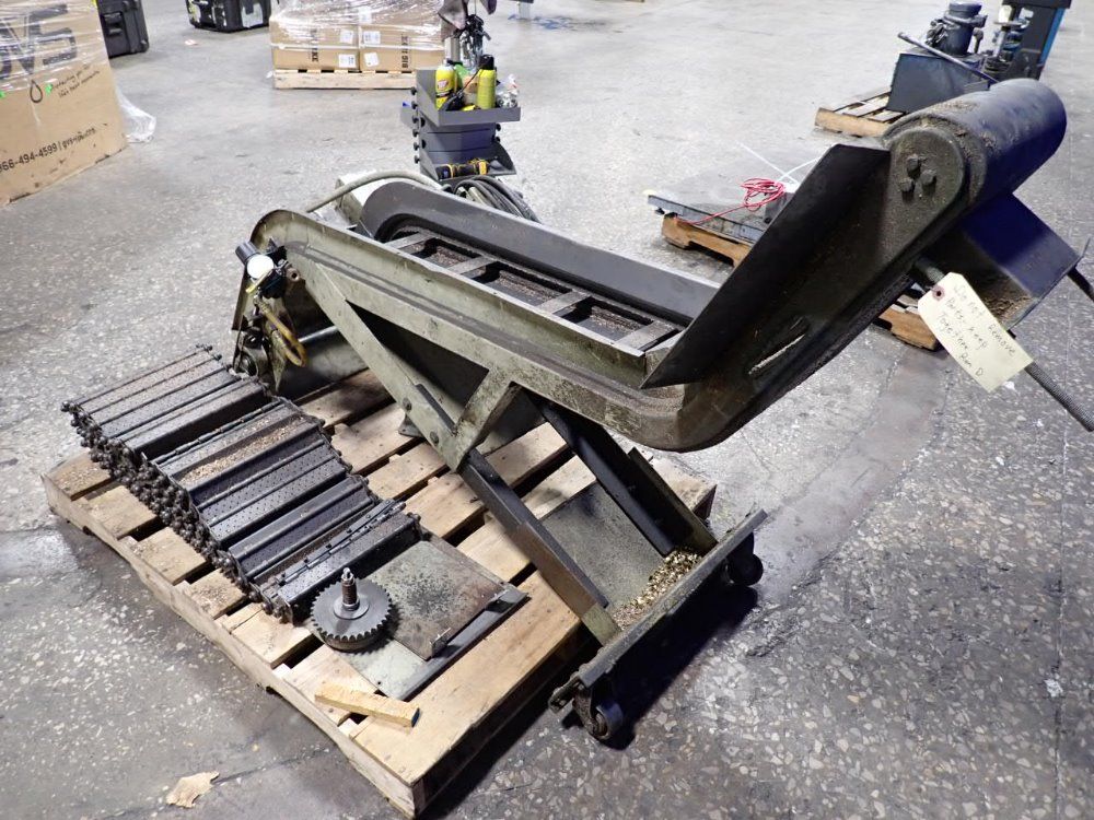  Chip Conveyor