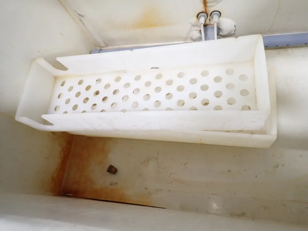 Singleton 48"x30"x29" Salt Chamber