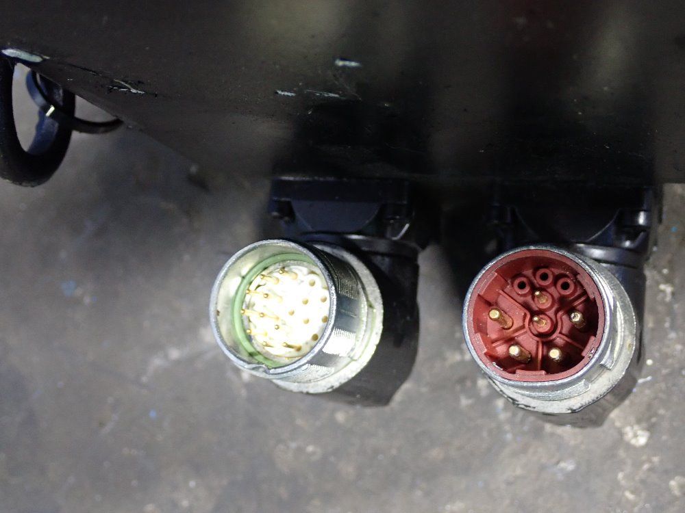 Allen Bradley 7.3 Hp 2020 Allen Bradley Mpl-b560f-mj74aa Servo Motor - Mpl-b560f-mj74aa