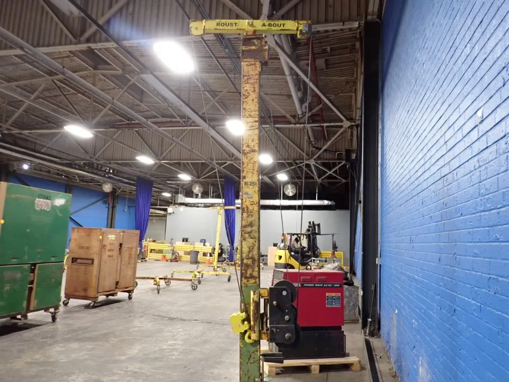 Sumner Manufacturing Co 1500 Lbs Roust-a-bout Lift - R-250