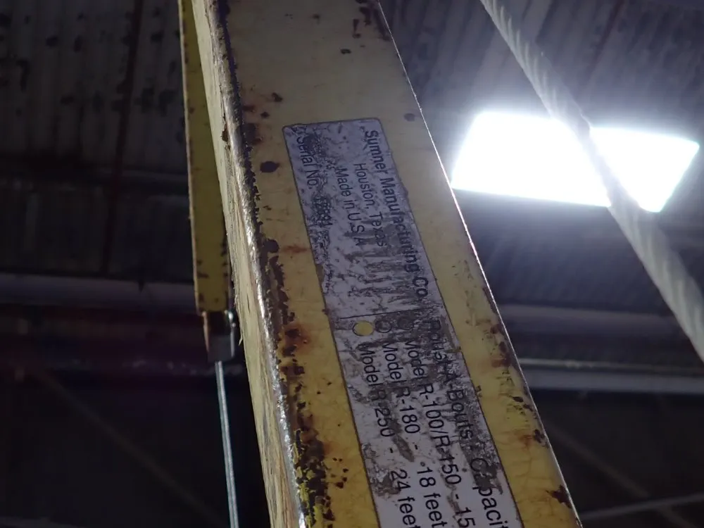 Sumner Manufacturing Co 1500 Lbs Roust-a-bout Lift - R-250