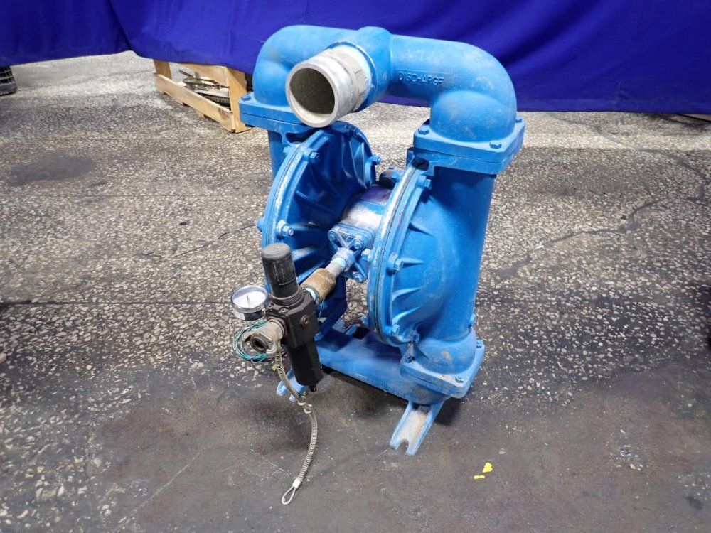 Sandpiper Diaphragm Pump - S30b1agtans700