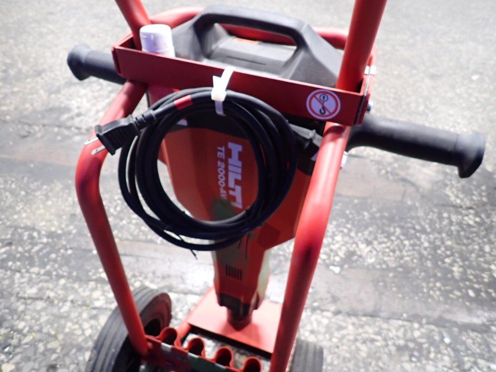 Hilti Electric Jack Hammer W/ Cart - Te2000-avr