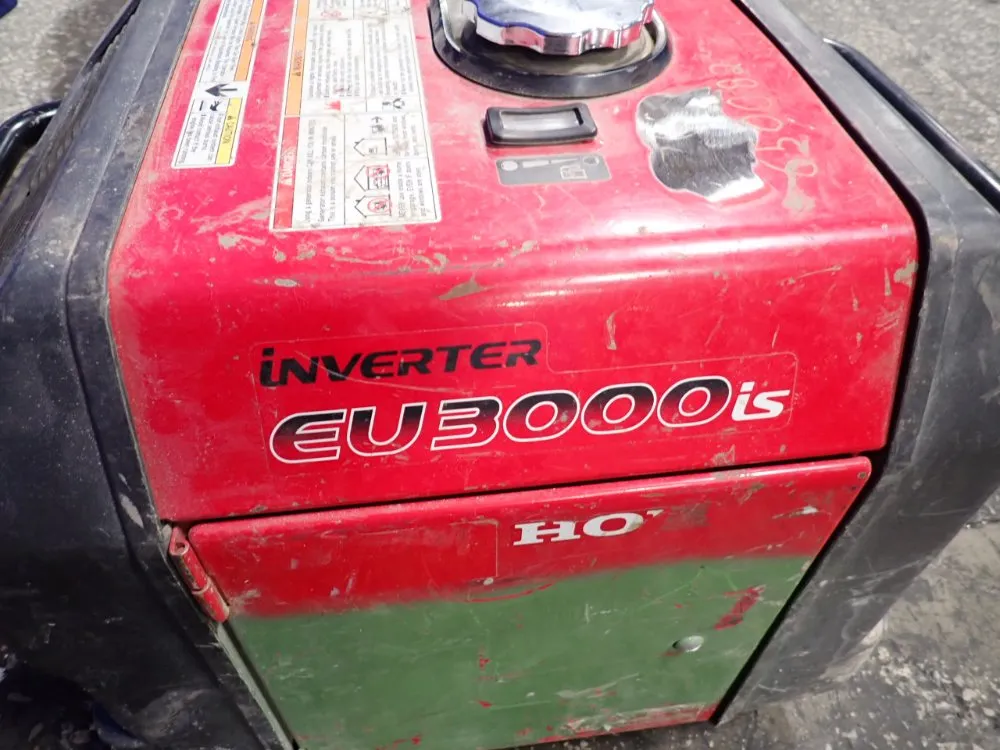 Honda 3000 W Generator - Eu3000is