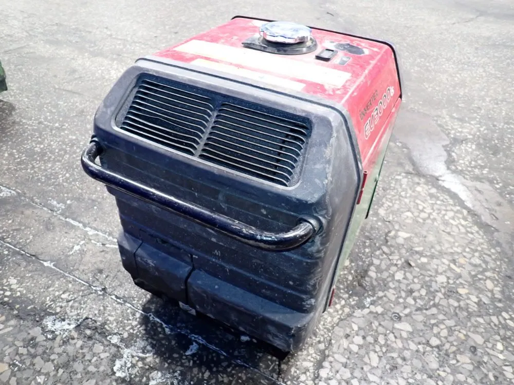 Honda 3000 W Generator - Eu3000is
