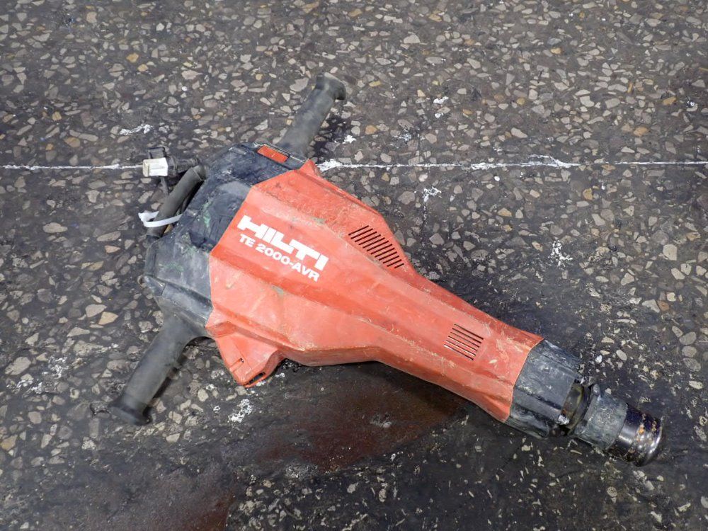 Hilti Electric Jack Hammer - Te2000-avr