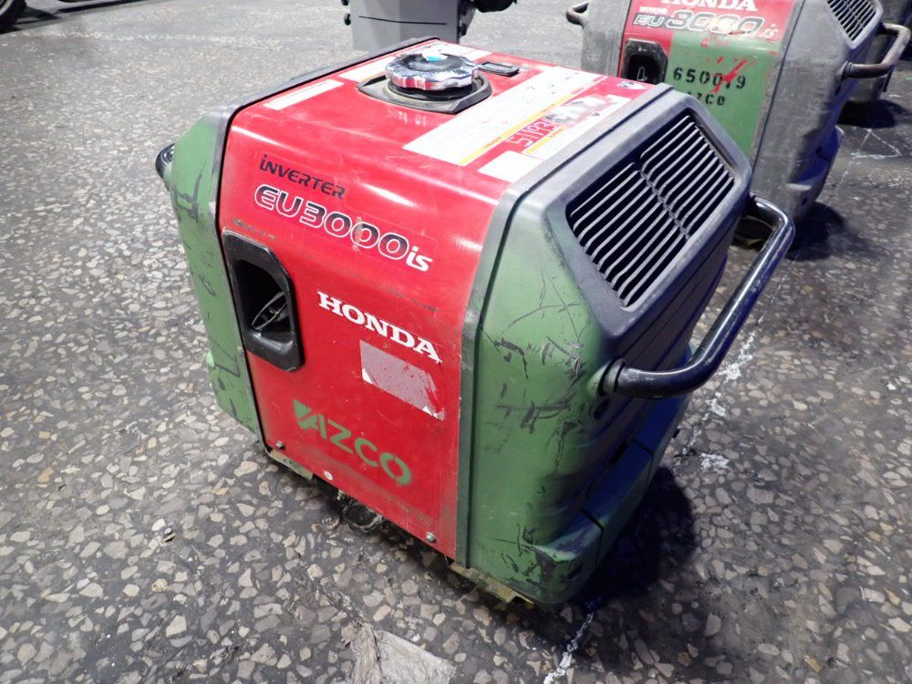 Honda 3000 W Generator - Eu3000is