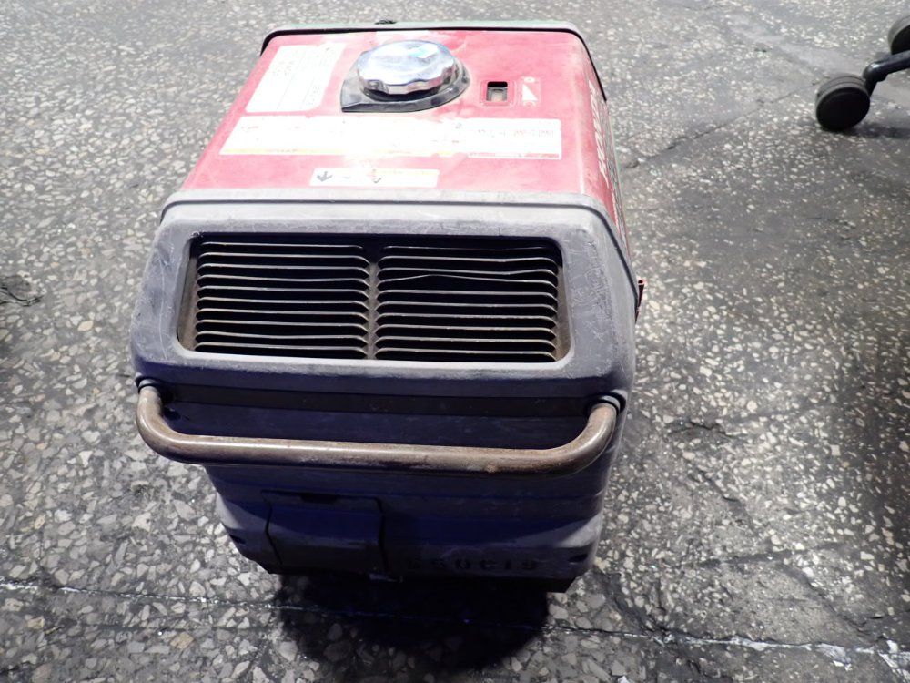 Honda 3000 W Generator - Eu3000is