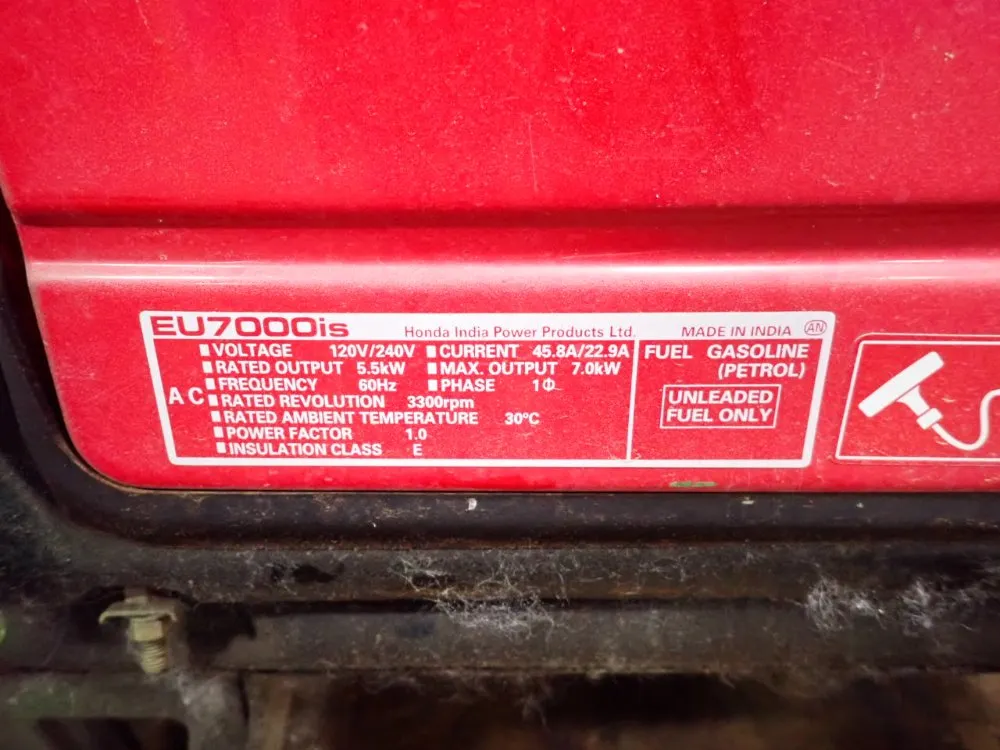 Honda 7000 W Generator - Eu7000is