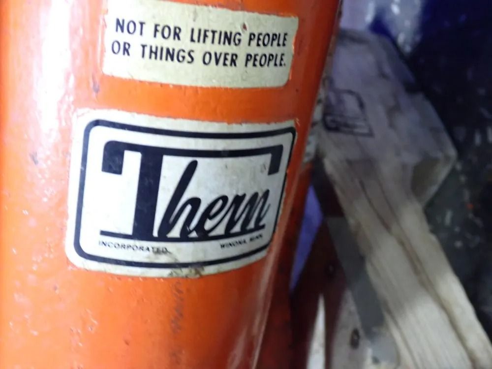 Thern Incorp 2000 Lbs Portable Jib Crane